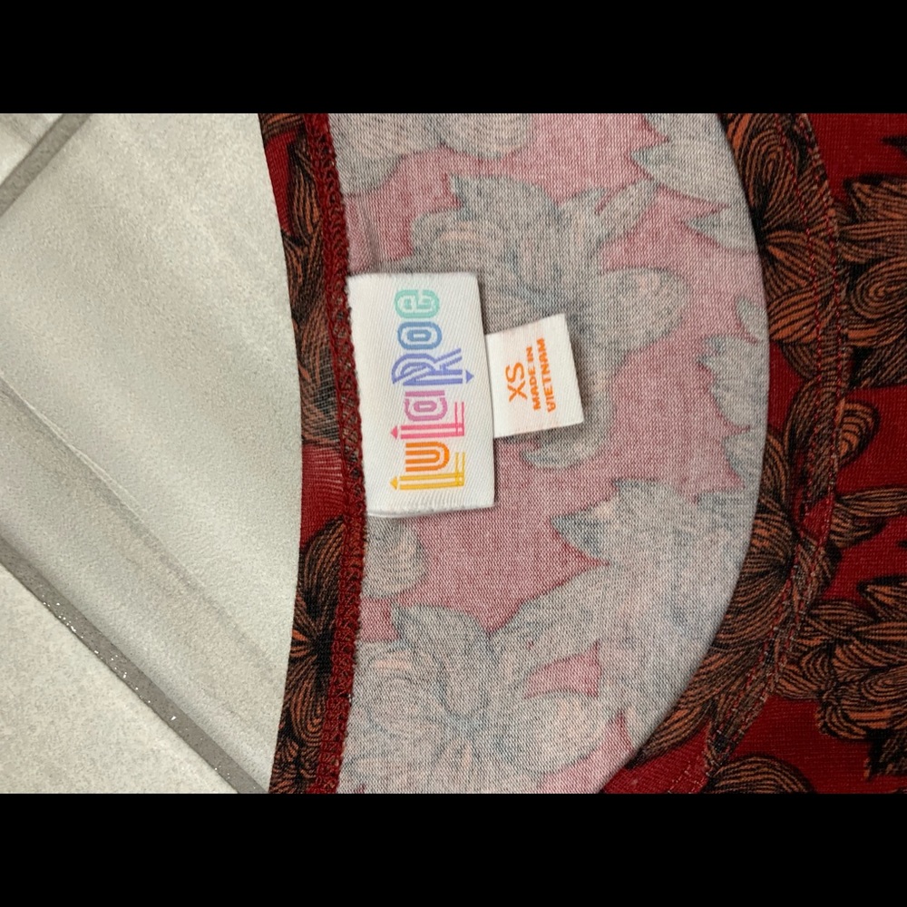 BNWOT LulaRoe Julia - Picture 3 of 3